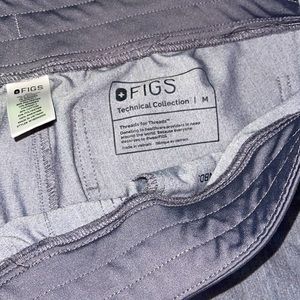 Grey, Medium, Jogger Figs! Worn less than 5 times! No stains, no pilling.